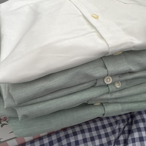 Taylor added a photo of their purchase