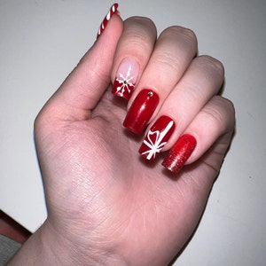 Red Christmas Nails Snowflake Candy Cane Christmas Nails Fake Nails ...