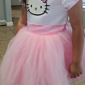 ハローキティをイメージした女の子用ドレス、誕生日コスチューム