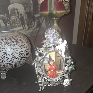 Laurie-Jean added a photo of their purchase