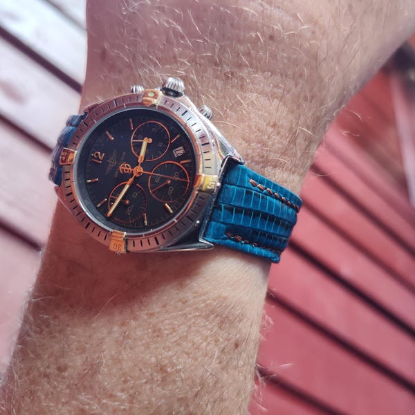 Affordable Classic Alligator Leather 22 mm Watch Wristband AD395ABUG_K0036412 main image 0