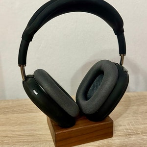 Sébastien added a photo of their purchase