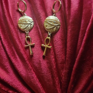 AZIZAH added a photo of their purchase