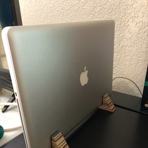 3d print a macbook pro vertical stand 3d print a macbook pro vertical stand