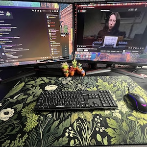 MerrySeaMonster added a photo of their purchase