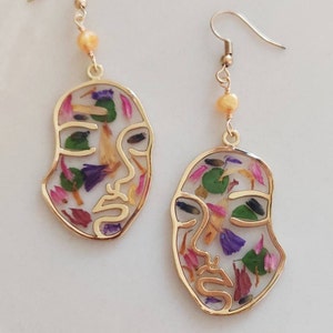 Melissa added a photo of their purchase