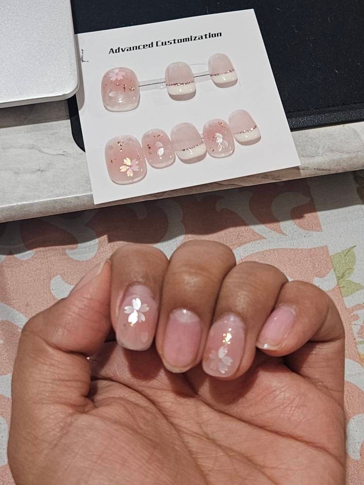 Delicate Sakura Flower Nail/Cute Short Light Pink French Tip Nail/Floral Handmade Press on Nails/Japanese Spring Nail