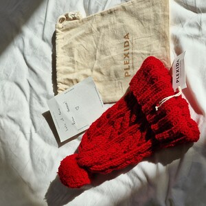 【BAON】[unisex] Royna Cable Warmer Over Knit Kinna Cable Knit Organic Cotton Sweater, Off White | Alp N Rock