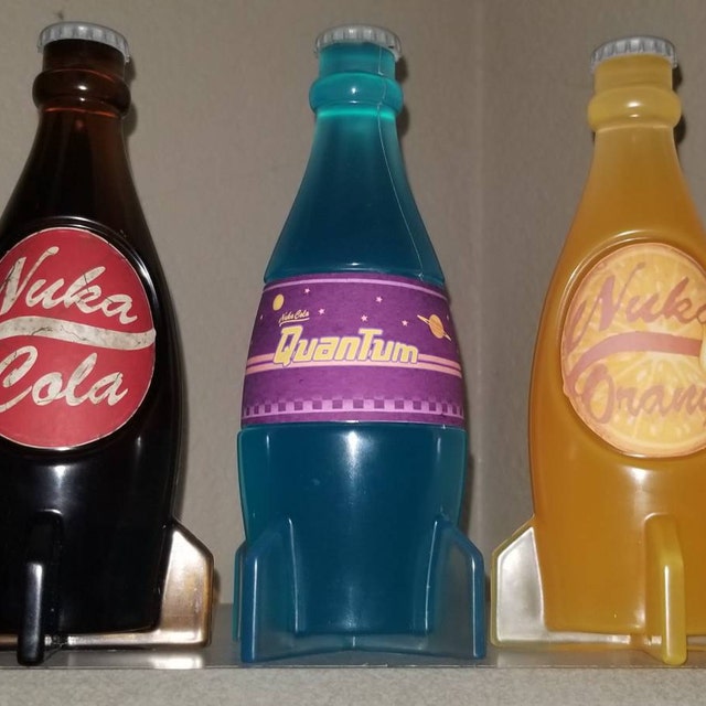 Nuka-Cola Bottle Koozie von Resheph