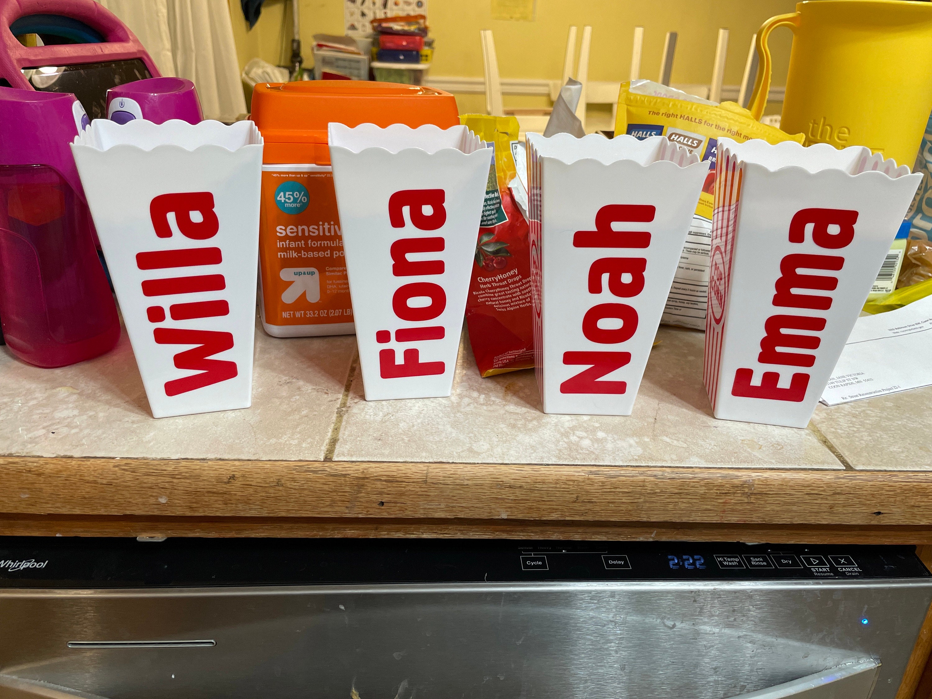 Personalized Popcorn Set /Personalized Popcorn Tub/ Party Favors, Family Gifts, Party Favors Popcorn. Gift Basket
