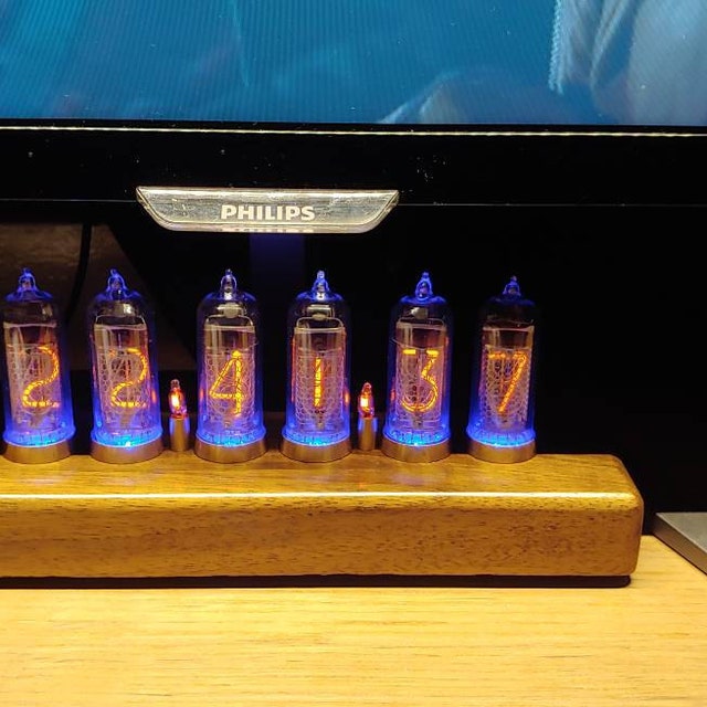 ソ連製の6灯式ニキシー管時計IN14 - Etsy 日本
