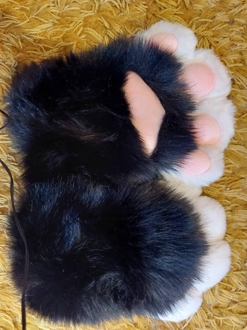 Squeaky Fursuit Paws Glove Cute Pink/White Fluffy Paw Gloves Furry Paws Gloves With Fingernails For Fursuit Accessories Furry Gift For Furry