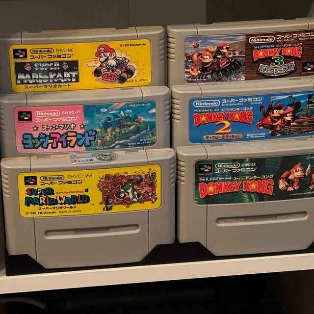 スーパーファミコン用ゲームカートリッジディスプレイ（1～16個