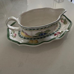 Hyun added a photo of their purchase