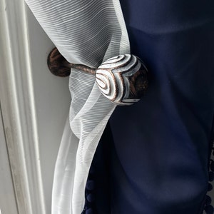 Elizabeth Pair of Curtain Tassel Rope Ties Off White/Silver main image 1