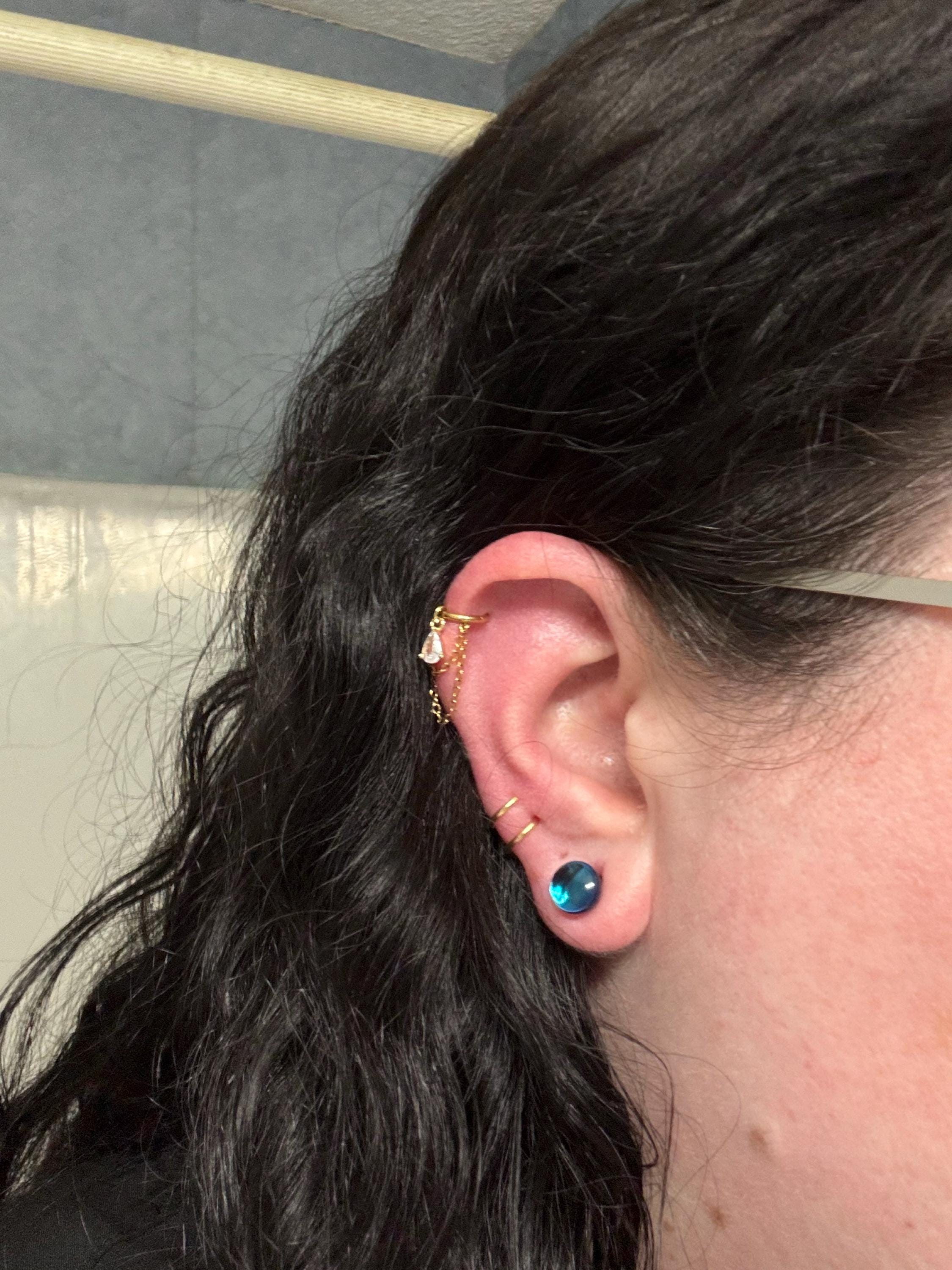 6mm-12mm Dainty Emerald Teardrop Double Chain Helix Piercing, hoop huggies, chain earrings, helix hoops, 16g 18g stainless