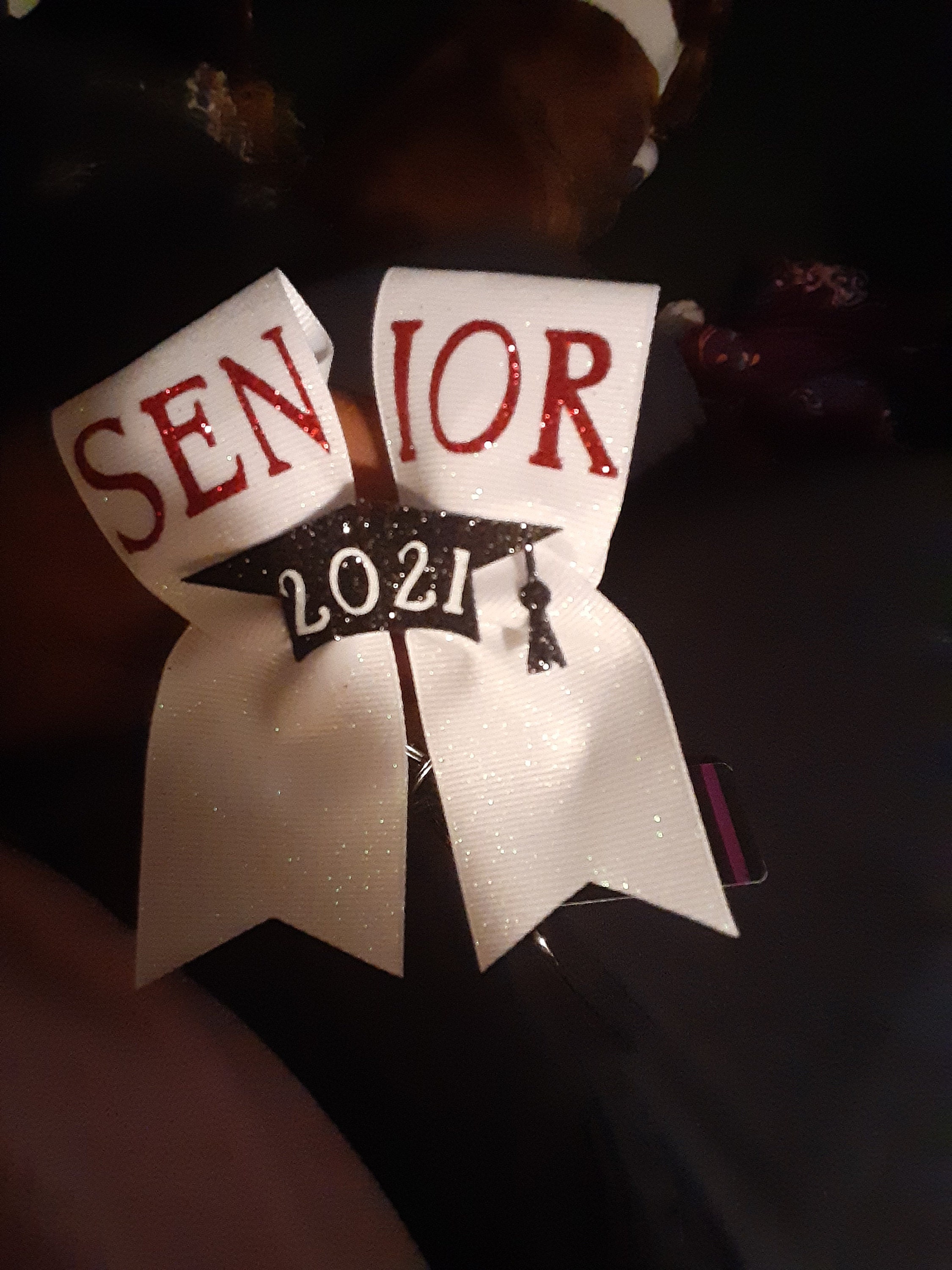 Senior keychain bow - Senior gift - Senior - graduation gift- graduation keychain