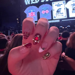 Maria added a photo of their purchase