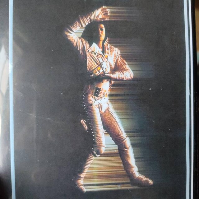 マイケル・ジャクソン キャプテンEOがDVDで登場！ - Etsy 日本
