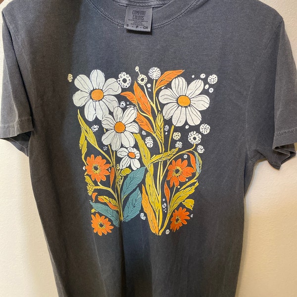 Joelle | Vintage Bohemian Floral Print Women's T-Shirt main image 1