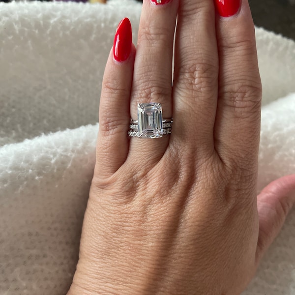 1ct Solitaire Engagement Ring for Women • Gold Stacking Iconic Leaf ...