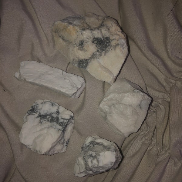 White Howlite Rough Natural Stones - Wholesale Bulk Lots ('A' Grade Raw ...
