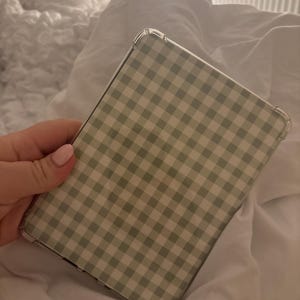 Sydnie added a photo of their purchase