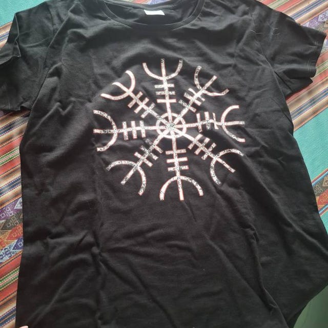 T-shirt a righe con maniche lunghe da Donna T-shirt a righe con maniche lunghe da Donna