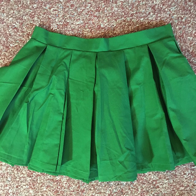 Handmade Custom Box Pleat Skirt - From 17 to 20 Inches Long