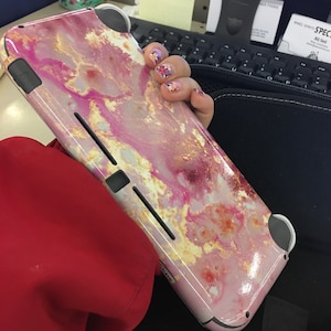 Darling added a photo of their purchase