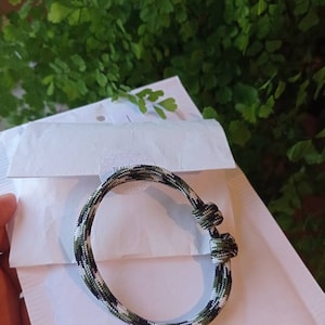 B. ha aggiunto una foto del proprio acquisto