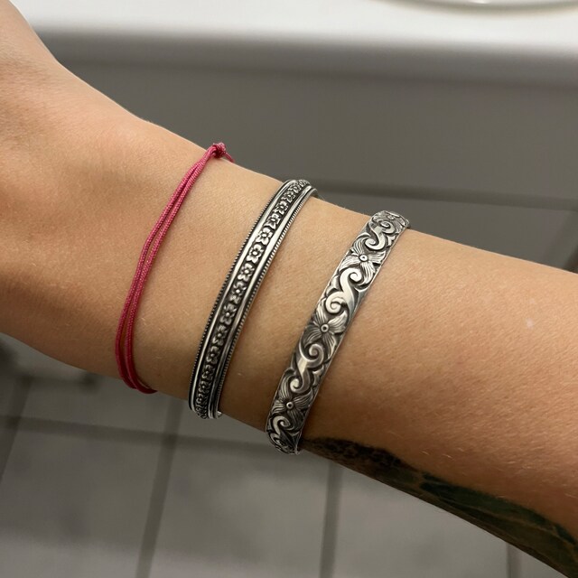Manfnee Armbanden voor vrouwen, meerlaags stapelbaar Manfnee Armbanden voor vrouwen, meerlaags stapelbaar