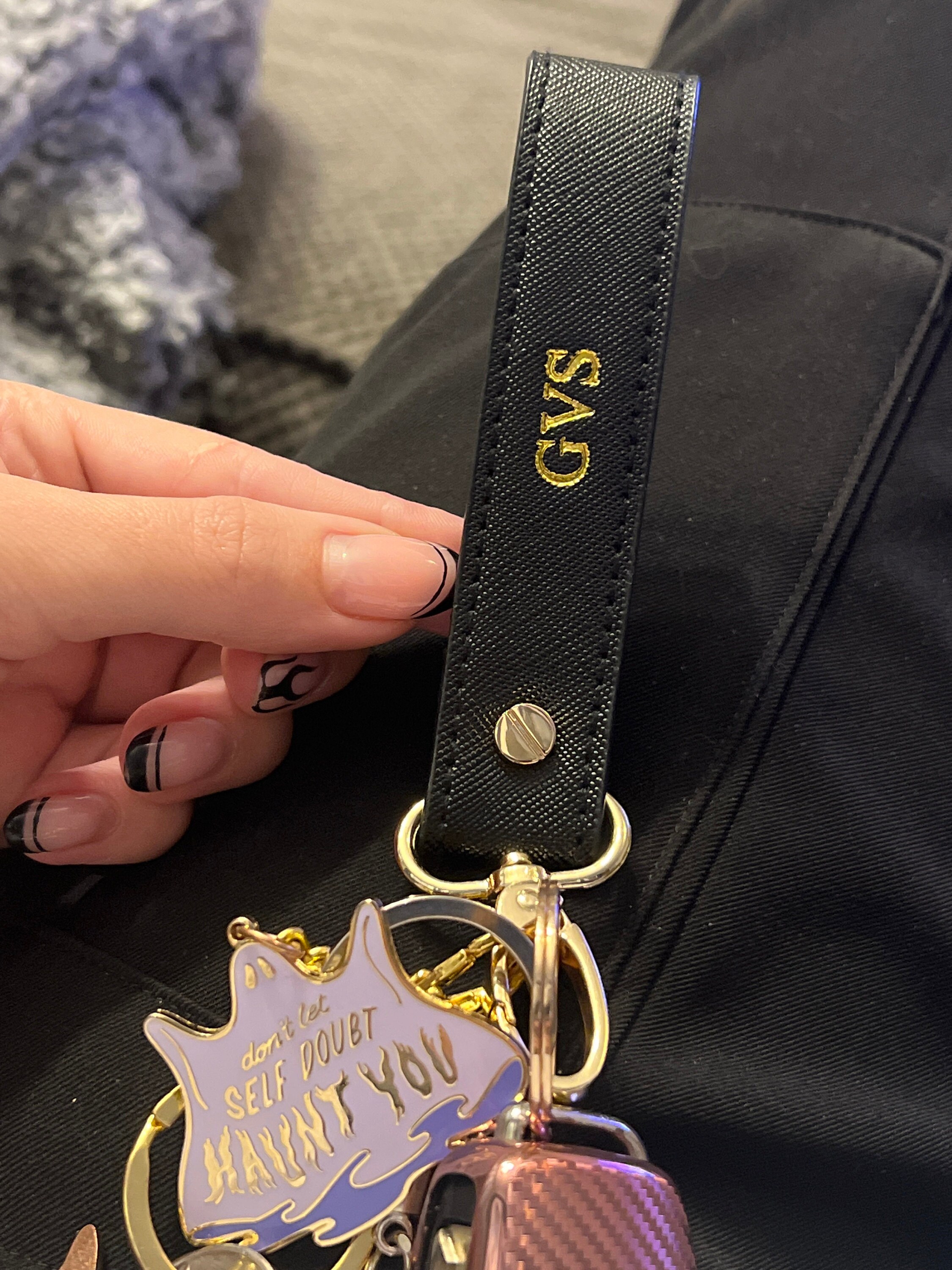 Personalisierter großer Loop-Schlüsselanhänger - Personalisierter Schlüsselring - Armband-Schlüsselanhänger - Taschenanhänger - Autoanhänger - Geschenke für Sie - Gepäckanhänger