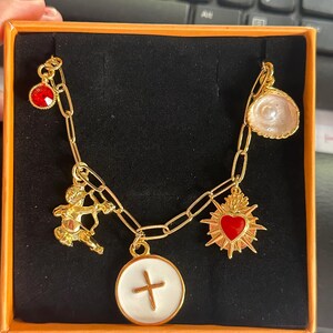 Anna added a photo of their purchase