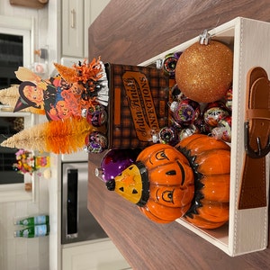 Retro Witch Decor Vintage Witch Decor Happy Halloween Decoration Retro Halloween Decor Unique ...