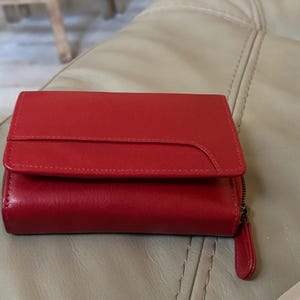 Deidria added a photo of their purchase
