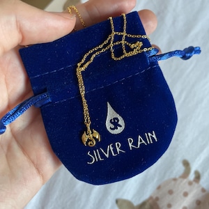 Georgina added a photo of their purchase