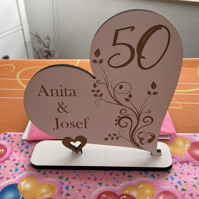 Noel Tatt Jubiläumskarte 50 Jahre – Herz-Kranz-Design, 22x15,2 Cm, Geprägt, Mit Umschlag, Recycelbar