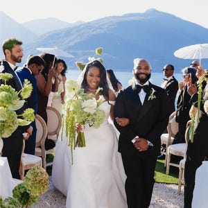 Lace veil, Chantilly lace trim veil, Cathedral wedding veil ivory or white, Long veil with delicate lace with scalloped edge Mantilla veil