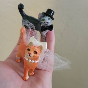 猫のウェディングケーキ、面白いトラ猫の花嫁と花婿 - Etsy 日本