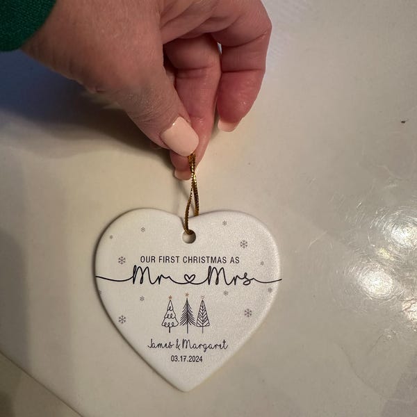 Hochzeitsgeschenk Ornament \"Unser Erstes Weihnachten\" – Mr. & Mrs., Mit Geschenkbox