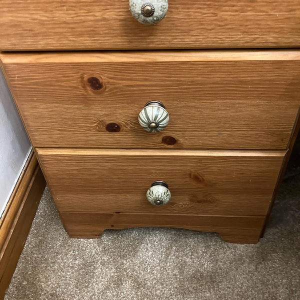 VEGCOO 8 Pcs Cupboard Door Knobs, Green Ceramic Jordan