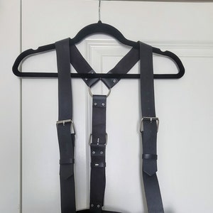 underbust harness corset