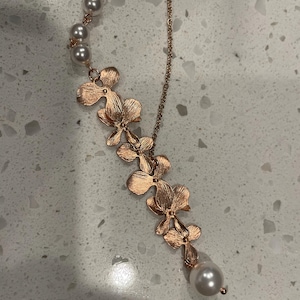 Small pearl cross necklace, Dainty cross necklace, Cute cross necklace, Gold Silver Rose gold necklace, pearl cross necklace, pearl jewelry