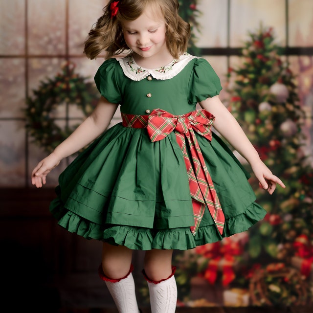 Girls Classic Christmas Dress Girls Holiday Dress Girls Christmas Photoshoot Dress Family Christmas Photos Dress Green Christmas Dress Etsy
