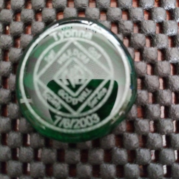 NA, Personalized Glass Medallion - Laser Engraved Narcotics Anonymous ...