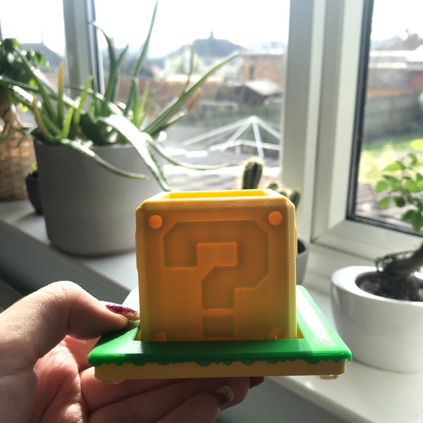 Super Retro Question Block Planter - Etsy