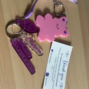 Purple Kiss Season's Greetings 2024 Keychain Charms - Purky Purky