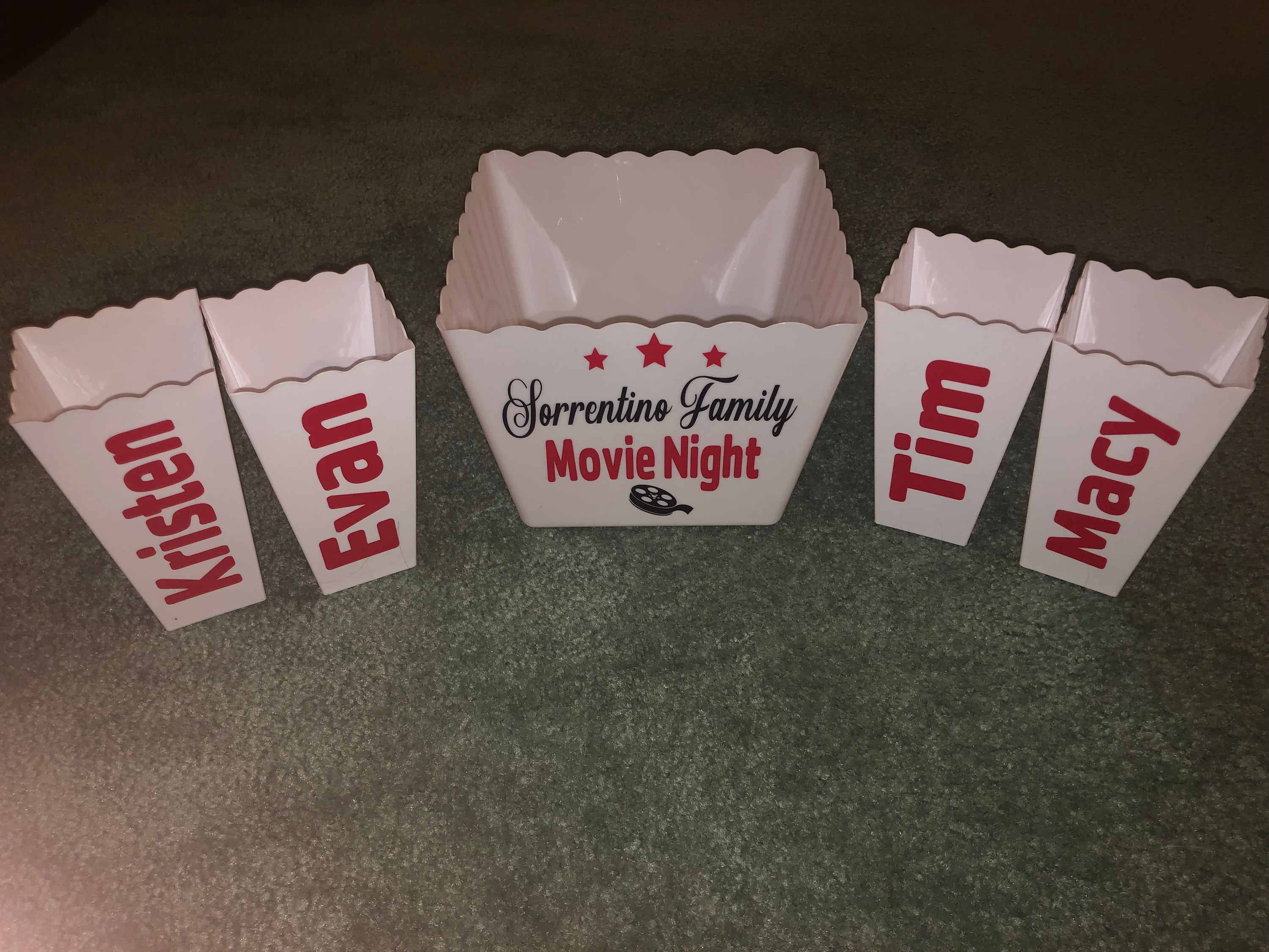 Personalized Popcorn Set /Personalized Popcorn Tub/ Party Favors, Family Gifts, Party Favors Popcorn. Gift Basket