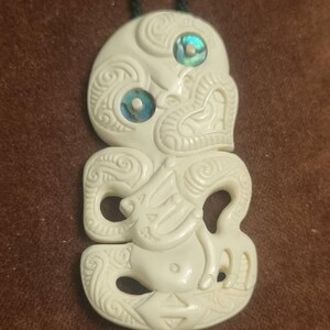 Maori Art Bone Carving, Heritage Tiki Necklace, Leadership Symbol